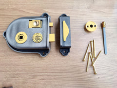 Georgian Rim Latch